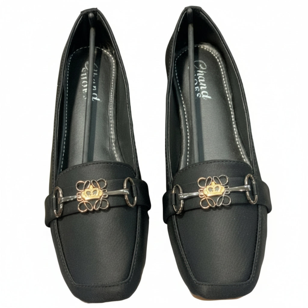 Crown logo Women Black Flat pumps