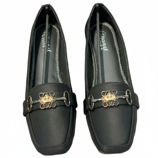Crown logo Women Black Flat pumps