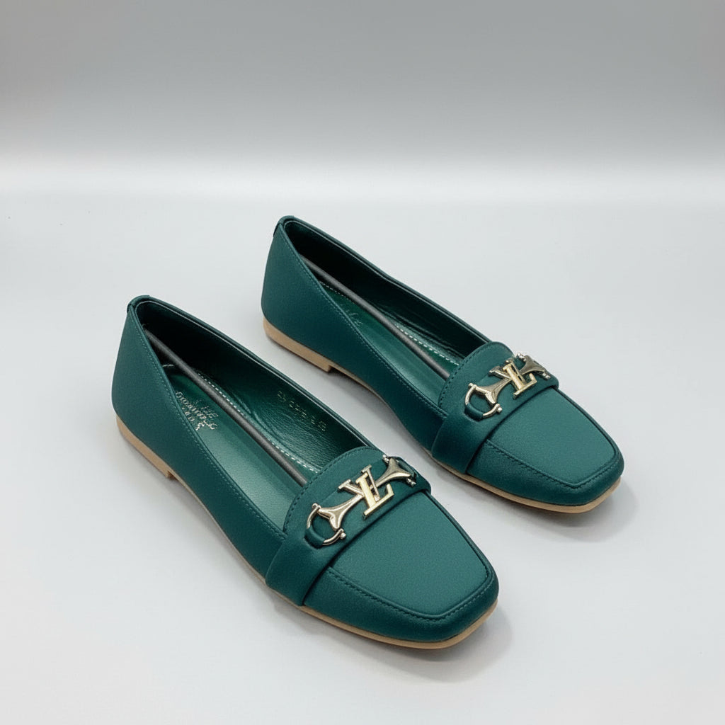 LV Logo Women Green Flat pumps
