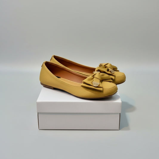 Women Butterfly logo Yellow  Flat pump